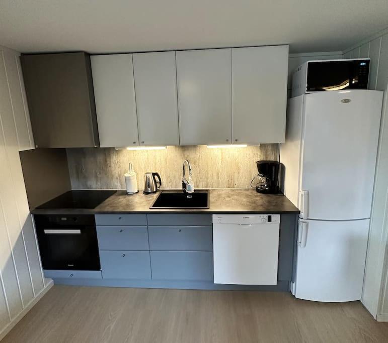 Moderne Sentral Leilighet Med 3 Soverom - Saltus Τρόμσο Εξωτερικό φωτογραφία
